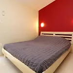 With Parking Space Stanici, - 10324 شقة