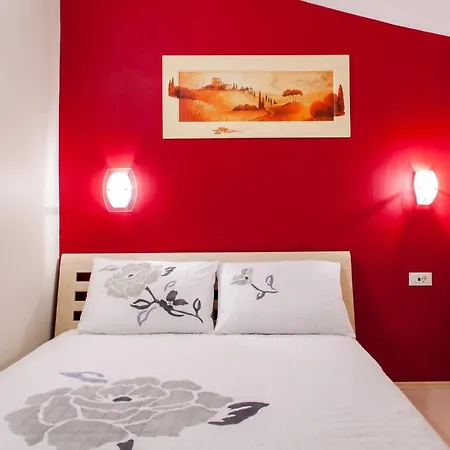 דירה With Parking Space Stanici, - 10324